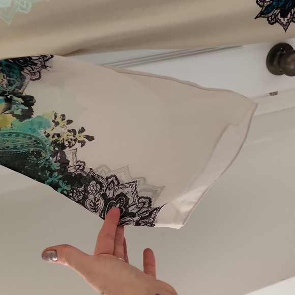 Pretty Tunic - Picture 3 of 5